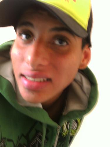 segui  eu te suigoo...
mlkk  zika sempre .....

tamo aqui pra quede e vinhé....