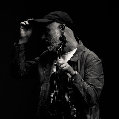 Fiddler/composer Enquiries/Bookings: tomreveal@mac.com