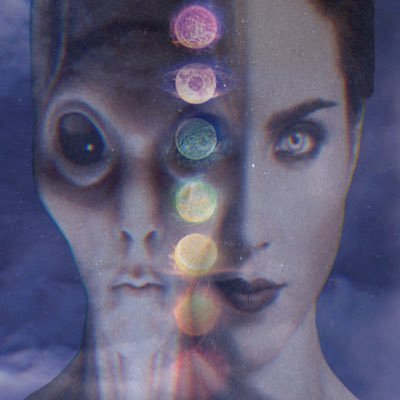 polyperry's profile picture. Lo esencial es invisible a los ojos