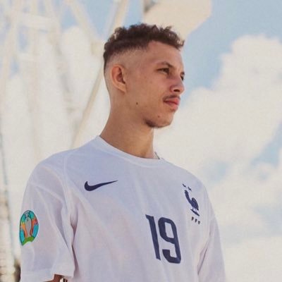 WalidTV_'s profile picture. Suivez l’actualité de  @Walidbgtl  sur ce compte ! Ici vous seront partagés les meilleurs moments des lives ! Chaîne Twitch  ⬇️