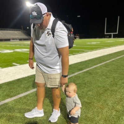 Christian. Husband. Dad. Head Wrestling and Offensive Line Coach at Fort Payne High School, AL.