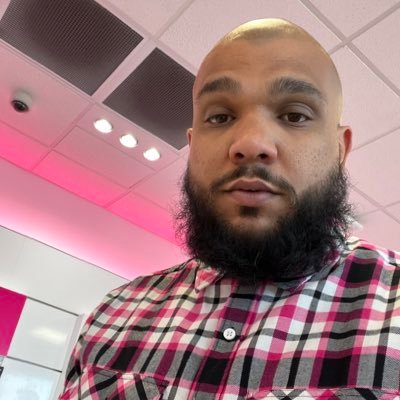 MannyMelendez88's profile picture. Retail Store Manager