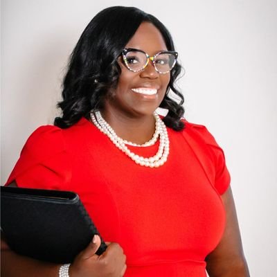 Mom❤Educator🥰Advocate💯Ph.D🥇Ed.D🥈CEO of ALS👜ServantLeader🔺️DST 🎓Best-Selling Author 🏆2022 Bold and Fearless Educational Leader, NC100BW 🐾Spelman Alum