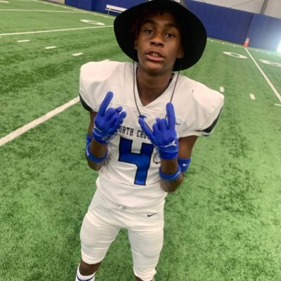 young&turnt 6,0 135lb Class of 26🥷🏾WR NC High School🥷🏾Putting on for my city💙