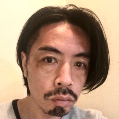 葛飾区堀切のシャッター街から街を活性化させたい人/フットワークの軽さと手数の多さが武器/やりたい事が多すぎてスピード重視/堀切を盛り上げようとする何でも屋/とりあえずやってみるの精神/44歳