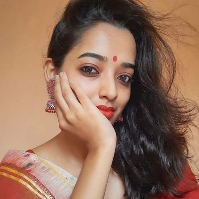 priyankakmp's profile picture. हवस से भरी बिंदास और चुलबुली औरत जिंदगी के हसीन लम्हों को याद करना और बांटना पसंद है