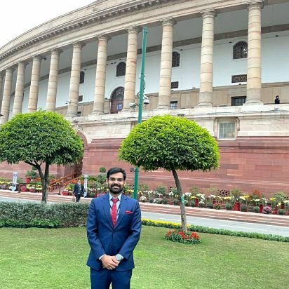 Civil Servant.
IRAS, 2018.
DFM/Lucknow
Ministry of Railways.
Views are personal. Retweets/Likes aren't endorsements.