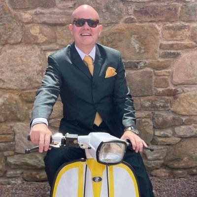 Presidente of Lone Sharks Scooter Club, vespa & Lambretta rider, love family, football fashion with decent music thrown in the mix too...KTF