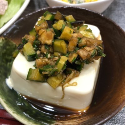 Introduce Japanese food (cooking)
Reommend 'TSUKURIOKI'
'TSUKURIOKI' is Japanese style meal prep.
From Japan