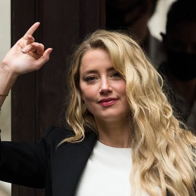 #IstandwithAmberHeard #IstandwithEvanRachelWood