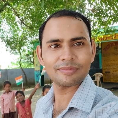 Akhiles27444933's profile picture. 