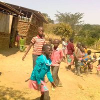 We give you a hand (@wecometogive1) 's Twitter Profile