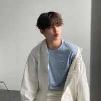ใใ๐ (@svt_yun0111) 's Twitter Profile