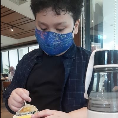 Gentle.
Gunakan akal sehat sampai dunia ini kiamat.