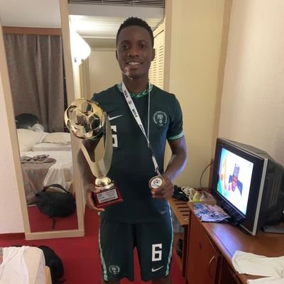 Nigeria 🇳🇬 international soccer player. Former Nigeria U20 captain. WAFU B 2022 winner 🏆 @Enyimba FC...Welcome to my 🌏