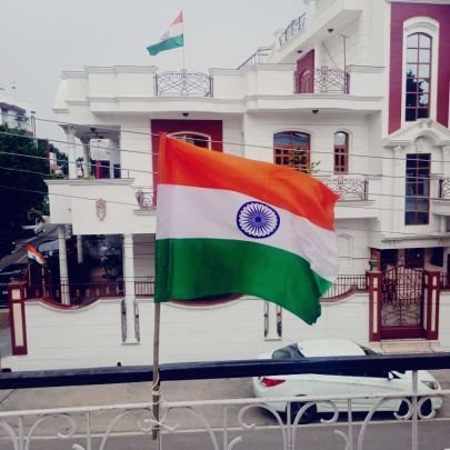 kailash2525's profile picture. सामान्य खास जन। सर्वदलीय। निर्दलीय। 
सबके भक्त सबके विरोधी 
विचार मुद्दा घटना बयान अनुसार। 
Retweet like not समर्थन।

वोट किसे - क्यों बतायें।