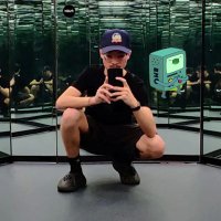 Alex (@_ajlores) 's Twitter Profile