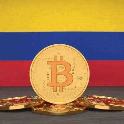 Comunidad de Bitcoiners ⚡ nuestra misión es acelerar la bitcoinización en Colombia 🇨🇴 para que todos tengan #satoshis en su poder.  únete AQUI👇👇👇