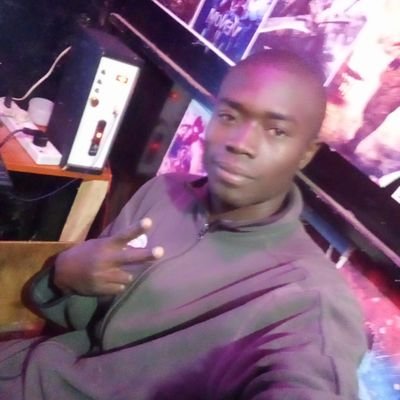 SparrowOshwald's profile picture. Tall dark and handsome