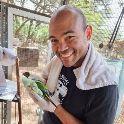 PhD Student at UChicago & The Field Museum studying chromosomal evolution & speciation of parrots. Also focusing on conservation genomics & conservation policy.