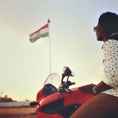 System Engineer, @PrajaaTvKannadaNews
#MediaPerson #Photographer #NseTrader
#INDIAN