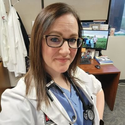 Coffee, Chocolate, and Disney obsessed Nurse Practitioner
General and Vascular Surgery 1st Assist