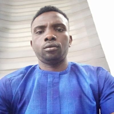 OsebiNov's profile picture. Easy... magic fingers to explore...