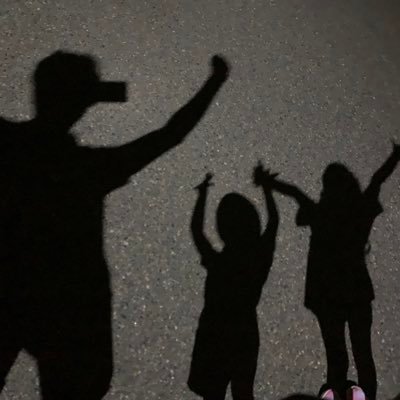 3人目にして初の育休!仕事は教員。子どもは7歳、5歳、1歳(R4.8.4誕生)。約3ヶ月間、記録 の意味も込めてアップしてきました!育休終わっちゃいましたが、今後もちょこちょこやっていこうと思います(^^)ネイティブが使う子育ての英語表現知りたい。特に誰にも伝えず開設したので、立ち寄った人から見てもらえたら嬉しいです!