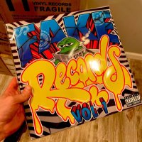 🐸🐸🐸FAKE RARES🐸🐸🐸 (@fakerares_xcp) 's Twitter Profile