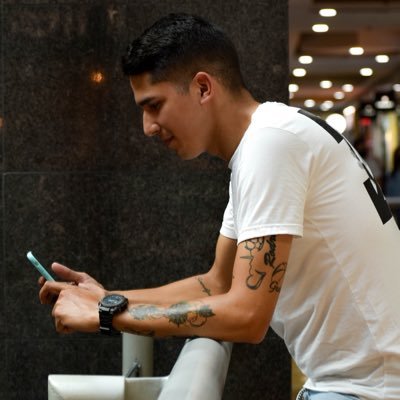 Instagram @geyinson31
