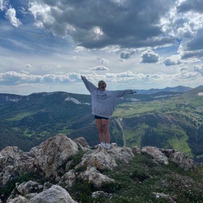 HinrichsenAva's profile picture. 