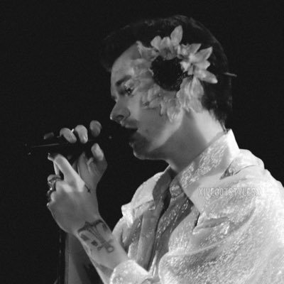 🦋 27 • 🌍✈️ • ♌︎ • Ania Milena Aga Oli 🦋 ⠀ ⠀⠀⠀⠀⠀⠀⠀⠀⠀⠀ Made my dreams come true 🥺 saw Harry 5 times 🌸