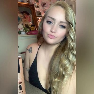 Brandkatie11's profile picture. 