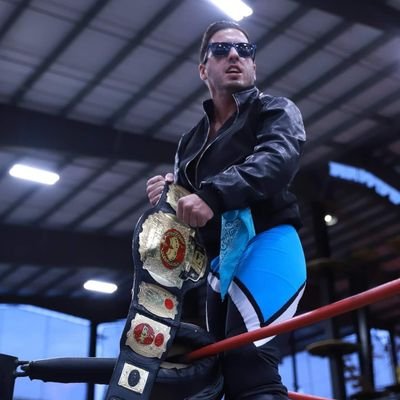 favorite4cast's profile picture. ⛈️⛈️⛈️