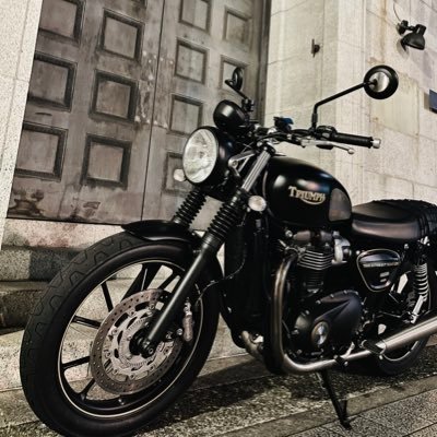 HONDA·NS-1→HONDA·STEED→Bianchi(クロスバイク)→kawasaki·エストレヤ→令和3年7月8日TRIUMPH Street Twin Gold Line納車🇬🇧 神戸住みの平日ライダー/猫２匹/よろしくお願いします！