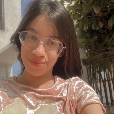 val_cedeno's profile picture. 