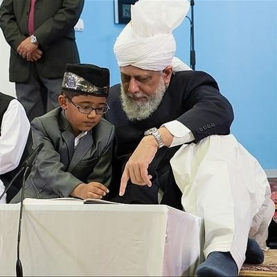 ahmdiyya's profile picture. NAZRA. TAJWEED. HIFZ. QIRAT
NISAB WAQFE_NO. DEENI MALOOMAT. QASEEDAH
SKYP (QURAN 109)
Instagram (quran_online_home_clases)