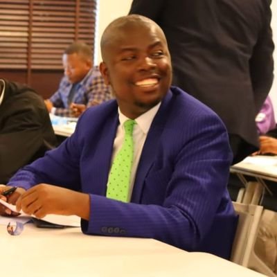 ●Advocate of the High Court of Kenya
●In-House Counsel Rep LSK Nairobi Branch
°Law
°Leadership
°Politics
°Inspiration
●Legislative Drafter