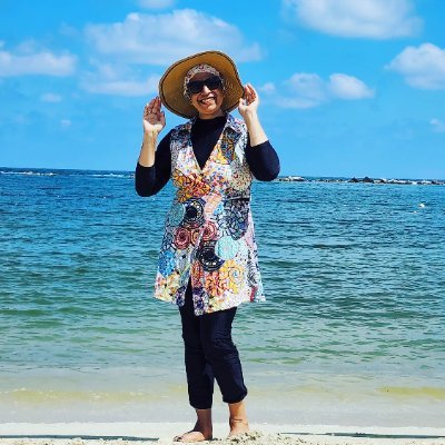 SeaWave65's profile picture. ‏لست أفضلهن .. لكنى أختلف عنهن
أنا لست إمرأة عادية 😉
فيروزية الهوى سكندرية الهوية