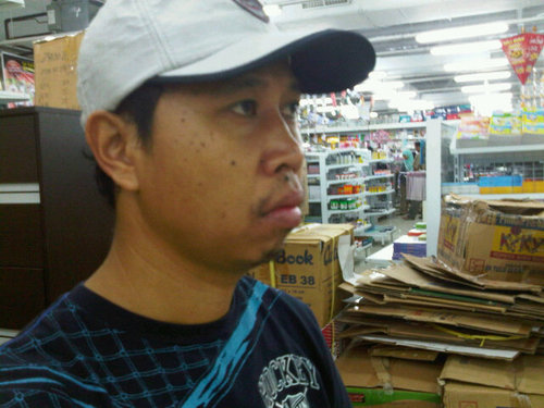 wahyudiYk's profile picture. Be happy dont worry