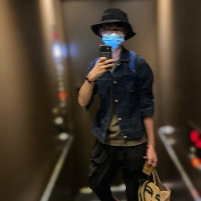happydayeeday's profile picture. 理性飲酒。吃貨