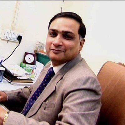 DR.(Hakim) Aslam Javed
 WORLDfamousINDIA'S FIRST HIGH TECH UNANI PHYSICIAN a specialist of Unani medicines an experience of 32 years https://t.co/5ZZxgx9w36  846