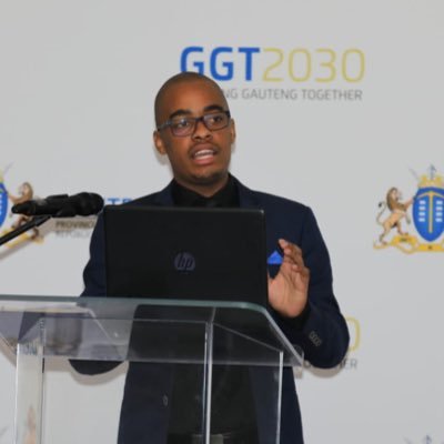 🎓 University of Pretoria |Political Science Graduate | A Patriot 🇿🇦 | SASCO UP Branch Secretary 🖤💚💛❤️