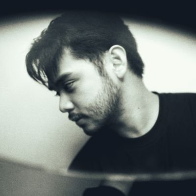 FreudChicken07's profile picture. I find fear to be an unpredictable filter with which to view the world.