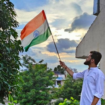 tanmay_jain17's profile picture. 