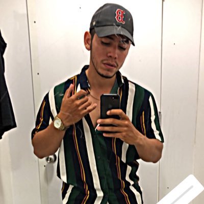 Edgarlhdez's profile picture. Chico fit , 💪🏼🇲🇽🐍✨ te gusta comer ? 🥴, fan de los boneless 🐷