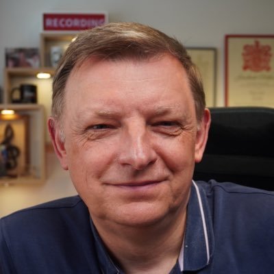 Saxophone, piano and electronic wind player and teacher. iSax YouTube channel. Roland Aerophone Artist/Consultant.