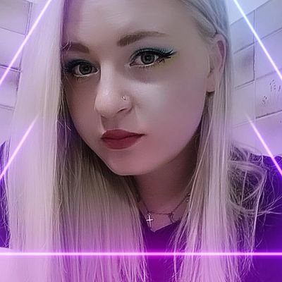 kooperator92's profile picture. 23 а.у.е. Выжила в Мариуполе. Пытаюсь выжить в Европе.