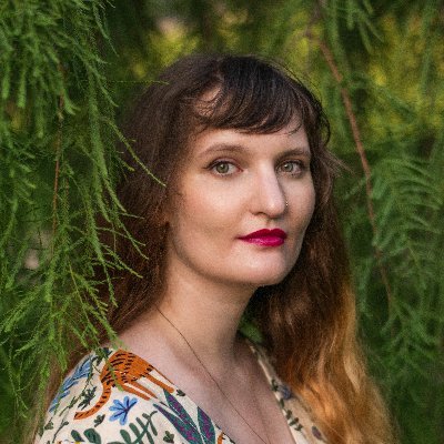 Senior Character Artist at @Blizzard | prev: @Bungie, @SupergiantGames, @DaybreakGames | Cat Lady and avid coffee drinker | she/her | Opinions are my own