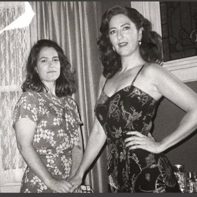 girlsgrlsgrls's profile picture. Gretson/ALOTO, EO, Phoebe Bridgers, Leatin/Shoni, Clexa, Brittana, Captain Marvel and Wanda Maximoff stan